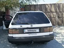 Volkswagen Passat, 1991