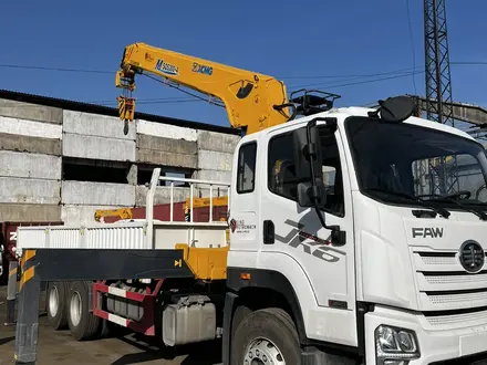 FAW  XCMG 12 тонн на базе FAW 2026 года за 47 500 000 тг. в Алматы