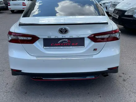 Toyota Camry 2021 года за 15 500 000 тг. в Астана – фото 6