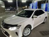 Toyota Camry 2015 года за 10 800 000 тг. в Алматы – фото 4