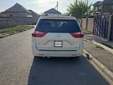 Toyota Sienna 2015 года за 15 000 000 тг. в Сарыагаш – фото 2