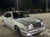 Mercedes-Benz E 230 1996 годаүшін1 800 000 тг. в Алматы – фото 2