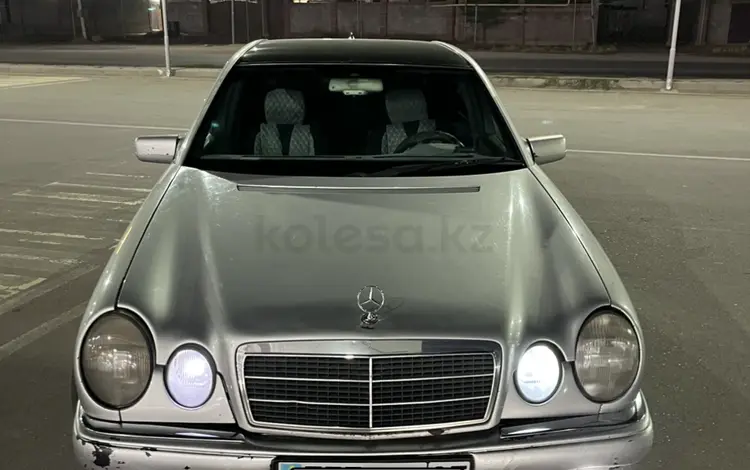 Mercedes-Benz E 230 1996 года за 1 800 000 тг. в Алматы
