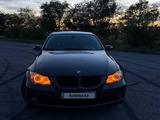 BMW 330 2006 года за 6 500 000 тг. в Караганда – фото 2