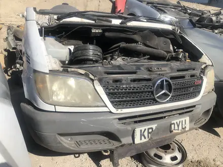 Морда mercedes sprinter 1999-2006 за 550 000 тг. в Шымкент – фото 2