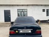 Mercedes-Benz E 280 1994 года за 2 000 000 тг. в Туркестан – фото 5