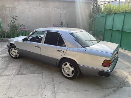 Mercedes-Benz E 230 1990 года за 2 200 000 тг. в Алматы – фото 9