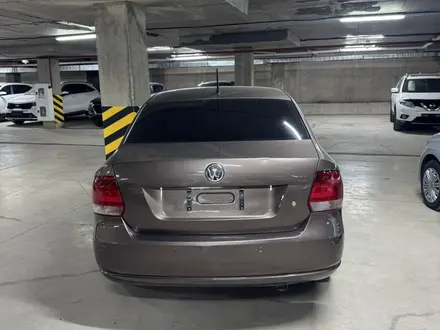 Volkswagen Polo 2015 года за 3 700 000 тг. в Астана – фото 3