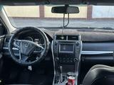 Toyota Camry 2016 года за 6 200 000 тг. в Мангистау – фото 5