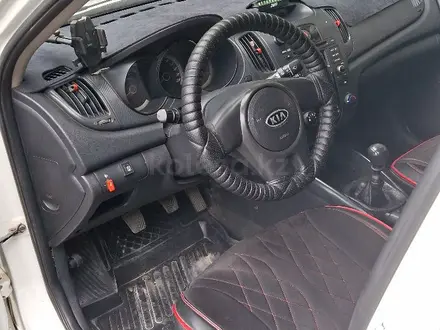 Kia Cerato 2012 года за 3 700 000 тг. в Атырау – фото 2