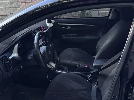 Kia Rio 2021 года за 7 500 000 тг. в Атырау – фото 14