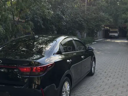 Kia Rio 2021 года за 7 500 000 тг. в Атырау – фото 7