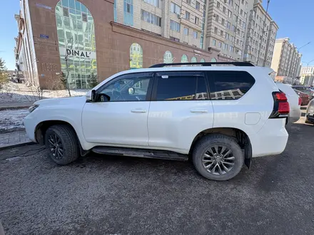 Toyota Land Cruiser Prado 2018 года за 21 800 000 тг. в Астана – фото 19