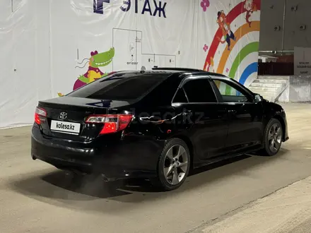 Toyota Camry 2012 года за 8 000 000 тг. в Атырау – фото 4