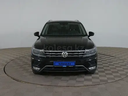 Volkswagen Tiguan 2017 года за 9 850 000 тг. в Шымкент – фото 2