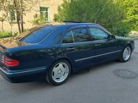 Mercedes-Benz E 320 2002 годаүшін5 500 000 тг. в Алматы