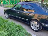 Mercedes-Benz E 320 2002 годаүшін5 500 000 тг. в Алматы – фото 4