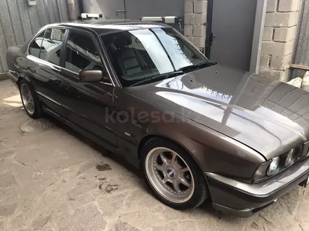 BMW 540 1993 года за 4 200 000 тг. в Алматы – фото 4