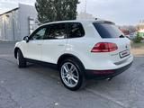 Volkswagen Touareg 2010 годаүшін11 500 000 тг. в Алматы – фото 3