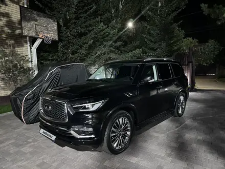 Infiniti QX80 2021 года за 29 900 000 тг. в Астана