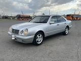 Mercedes-Benz E 230 1998 года за 2 600 000 тг. в Экибастуз – фото 4