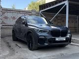 BMW X5 2018 года за 28 000 000 тг. в Семей