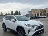 Toyota RAV4 Prestige 2025 года за 19 500 000 тг. в Актобе