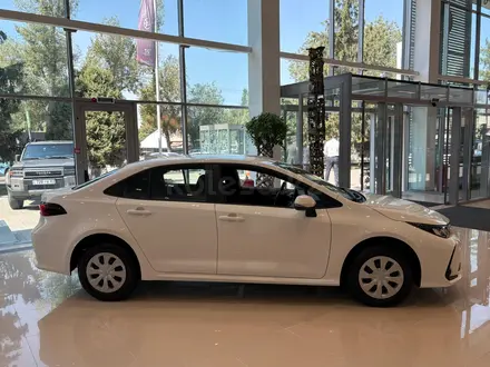 Toyota Corolla Comfort CVT 2025 года за 11 190 000 тг. в Алматы – фото 10