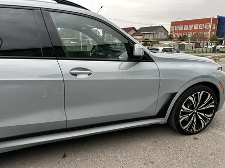 BMW X7 2023 года за 71 000 000 тг. в Алматы – фото 17