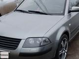 Volkswagen Passat 2001 годаfor4 500 000 тг. в Уральск