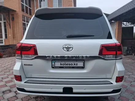 Toyota Land Cruiser 2021 года за 40 000 000 тг. в Алматы – фото 26