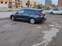 Hyundai i30 2022 годаfor8 800 000 тг. в Караганда