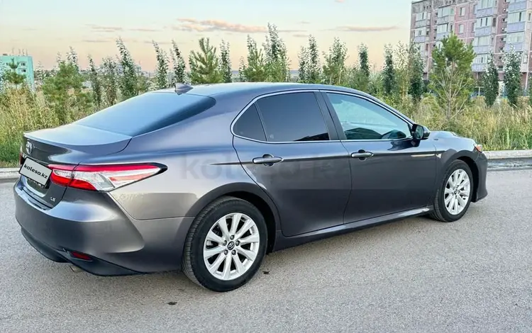 Toyota Camry 2019 годаүшін10 500 000 тг. в Караганда