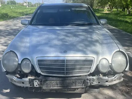 Mercedes-Benz E 200 2001 года за 950 000 тг. в Шымкент