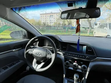 Hyundai Elantra 2019 годаүшін7 200 000 тг. в Петропавловск – фото 6
