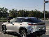 Lexus RZ 2023 года за 25 000 000 тг. в Шымкент – фото 5