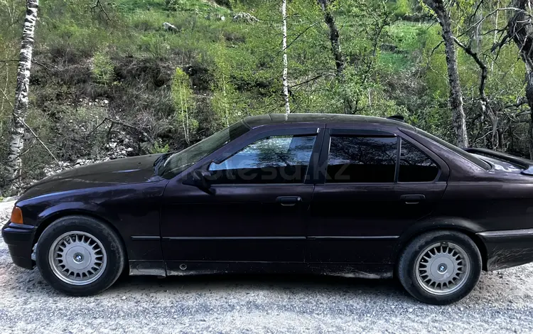 BMW 320 1992 годаүшін1 300 000 тг. в Талдыкорган
