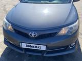 Toyota Camry 2012 года за 8 200 000 тг. в Актобе