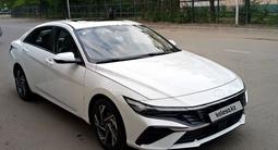 Hyundai Elantra 2024 годаfor9 650 000 тг. в Павлодар