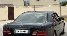 Mercedes-Benz E 200 2000 года за 2 900 000 тг. в Актау – фото 5
