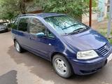Volkswagen Sharan 2002 года за 2 000 000 тг. в Уральск – фото 4