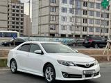 Toyota Camry 2013 года за 8 500 000 тг. в Атырау – фото 2