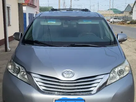 Toyota Sienna 2013 года за 8 800 000 тг. в Атырау – фото 35