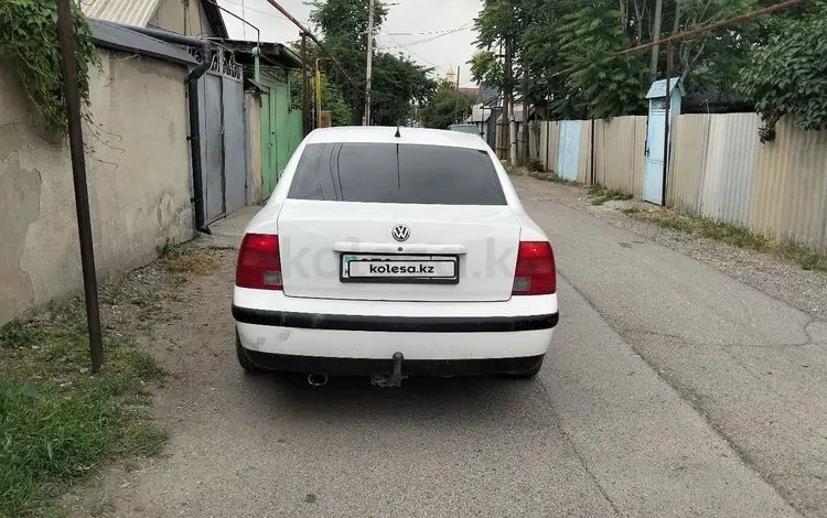 Volkswagen Passat 1997 года за 1 300 000 тг. в Шымкент
