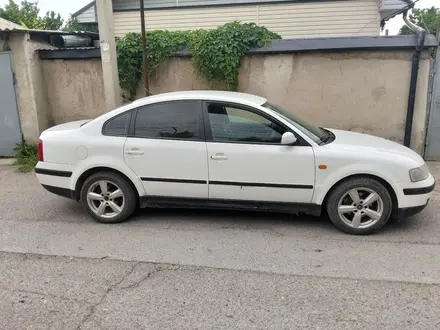 Volkswagen Passat 1997 года за 1 300 000 тг. в Шымкент – фото 4
