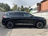 Hyundai Santa Fe 2020 года за 13 000 000 тг. в Алматы – фото 3