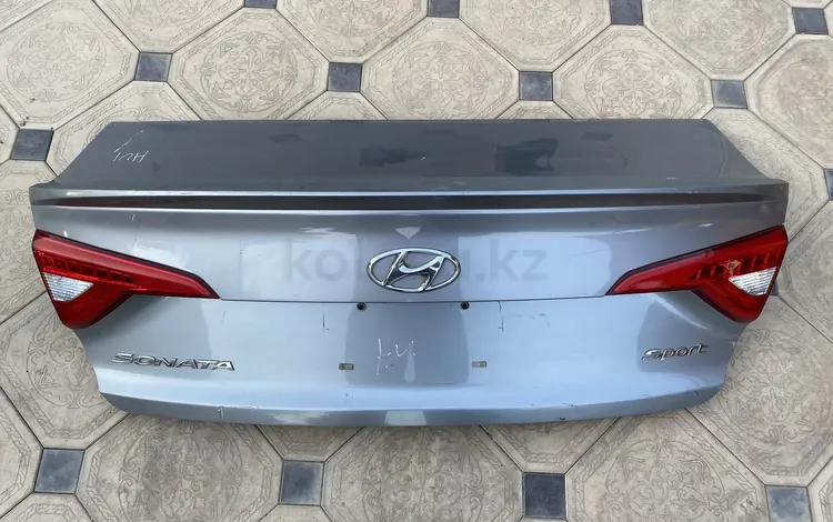 Крышка багажника Хендай Соната 2014-2017 за 140 000 тг. в Алматы