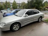 Hyundai Sonata 2001 годаүшін900 000 тг. в Уральск – фото 3