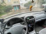 Hyundai Sonata 2001 годаүшін900 000 тг. в Уральск – фото 5