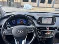 Hyundai Santa Fe 2020 года за 13 000 000 тг. в Алматы – фото 12